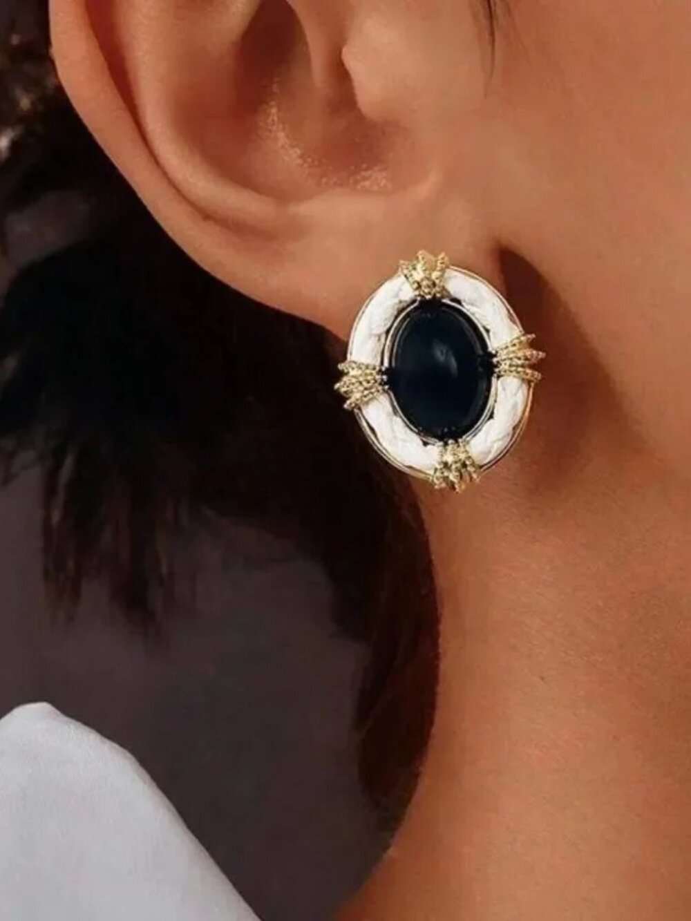 Retro Oval Earrings Q931